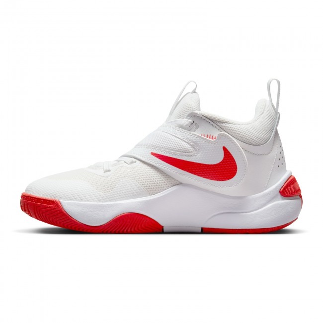 Nike team cheap hustle trainers