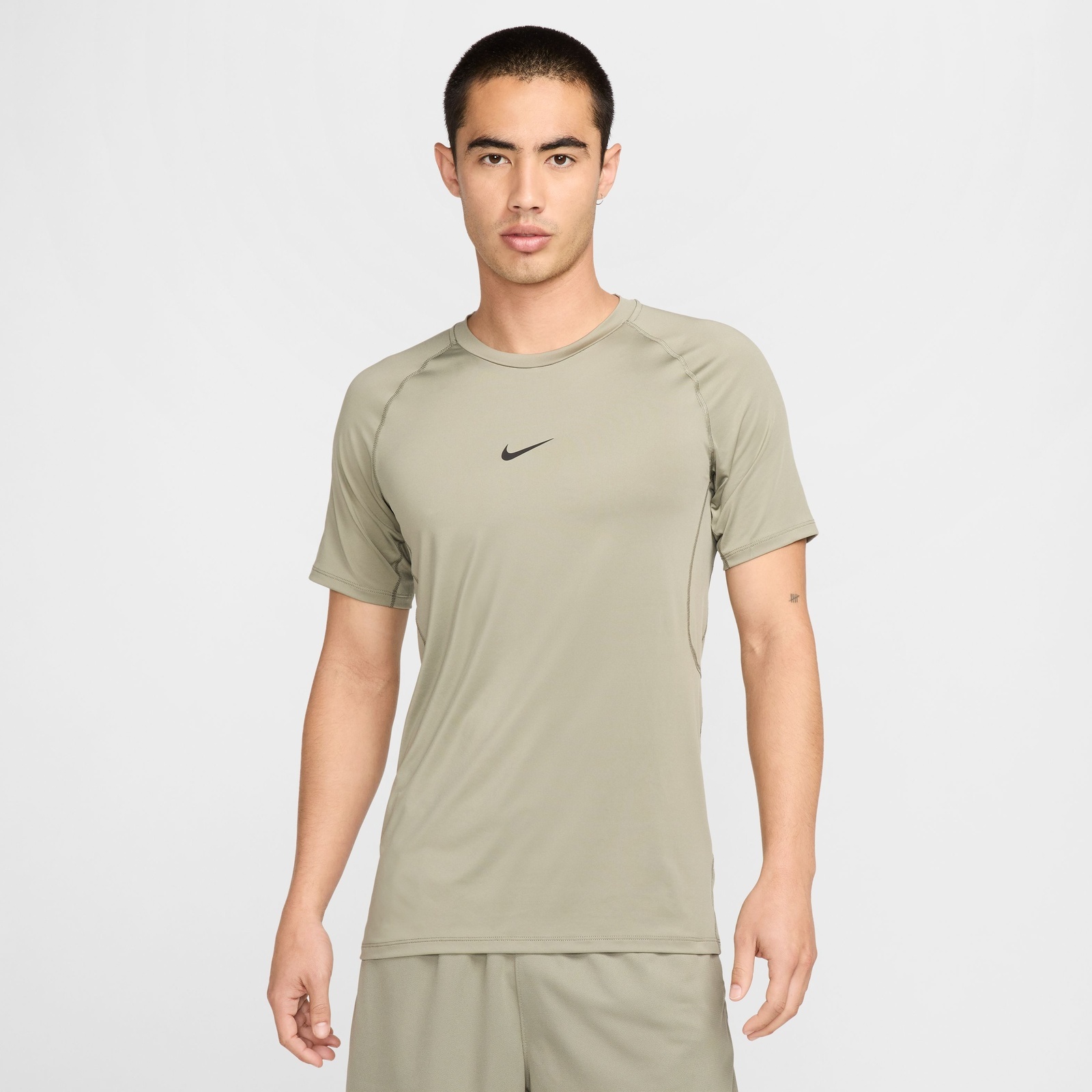 Nike ドライフィットホワイト Men's Nike Dri-FIT Tight Short-Sleeve Fitness Top