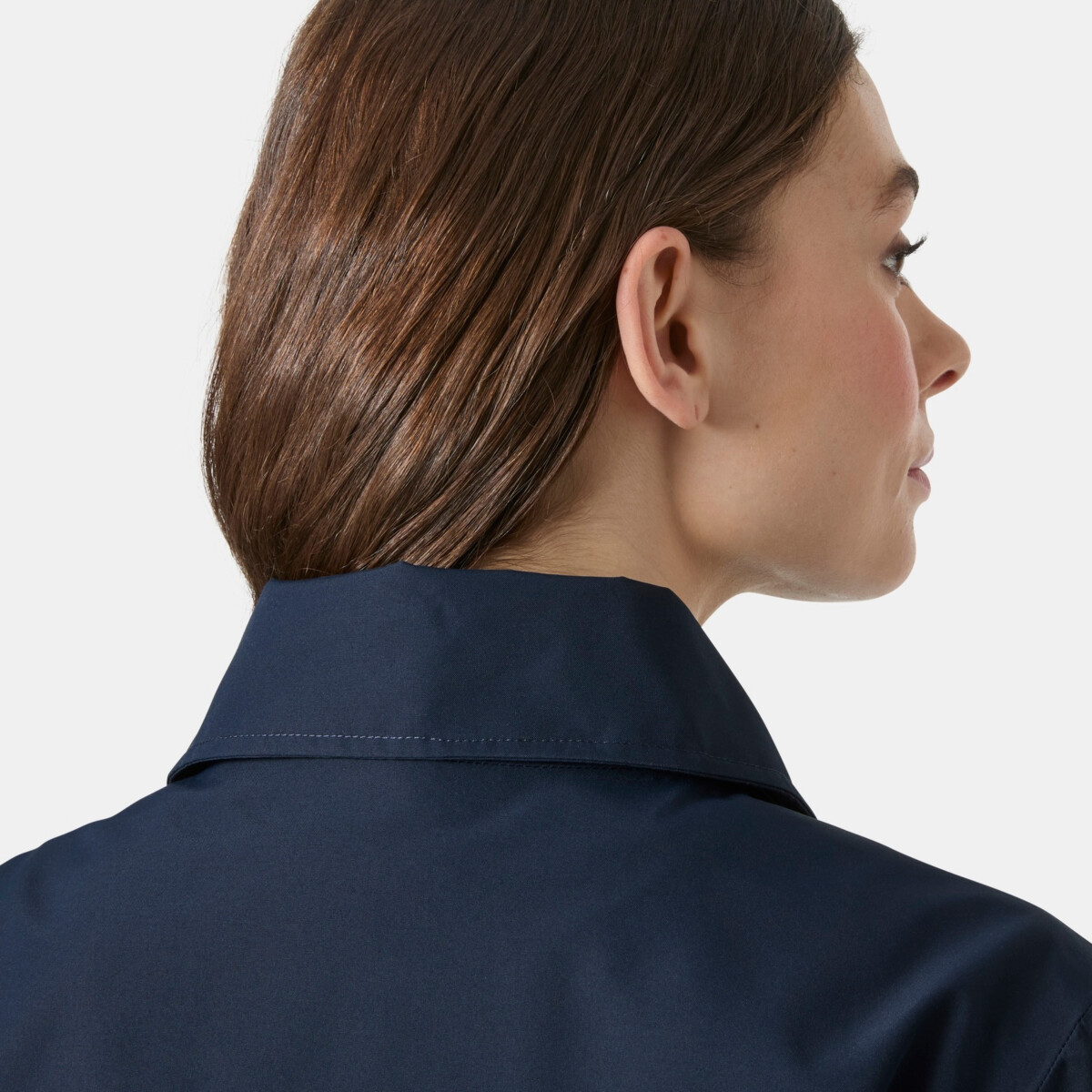 HELLY HANSEN AVENUE SHORT TRENCH COAT | Jackets and Parkas | Sportland