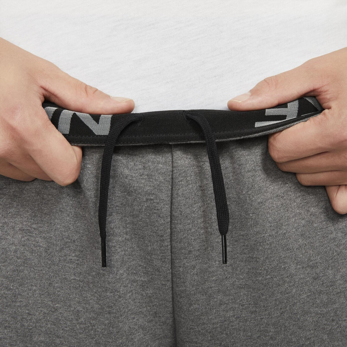 NIKE MEN'S DRI-FIT TAPER FITNESS FLEECE PANTS | Pants | Sportland
