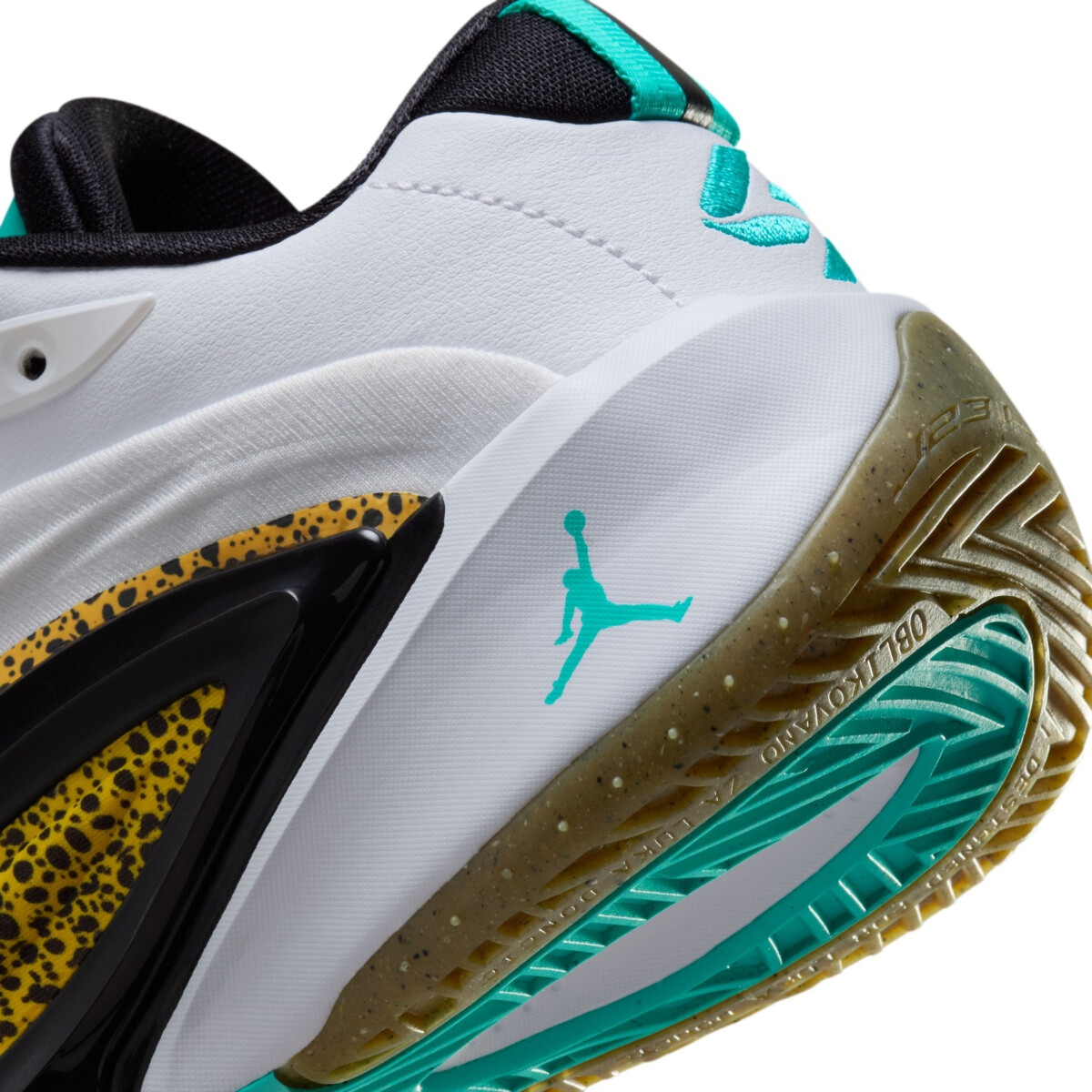 JORDAN LUKA 3 