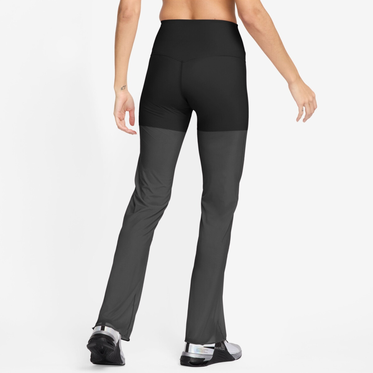 【新品】NIKE ZENVY ハイウエスト ジョガーパンツ ヨガパンツ Mサイズ NIKE ZENVY WOMEN'S GENTLE-SUPPORT HIGH-WAISTED SHEER-OVERLAY