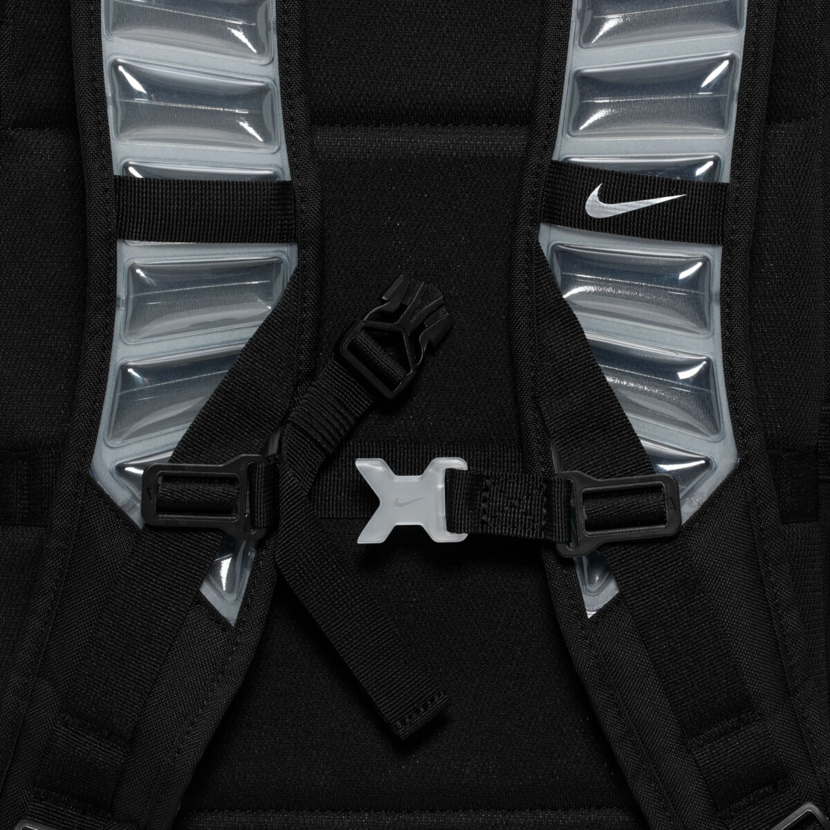 NIKE VARSITY ELITE BACKPACK 32L | Backpacks | Sportland