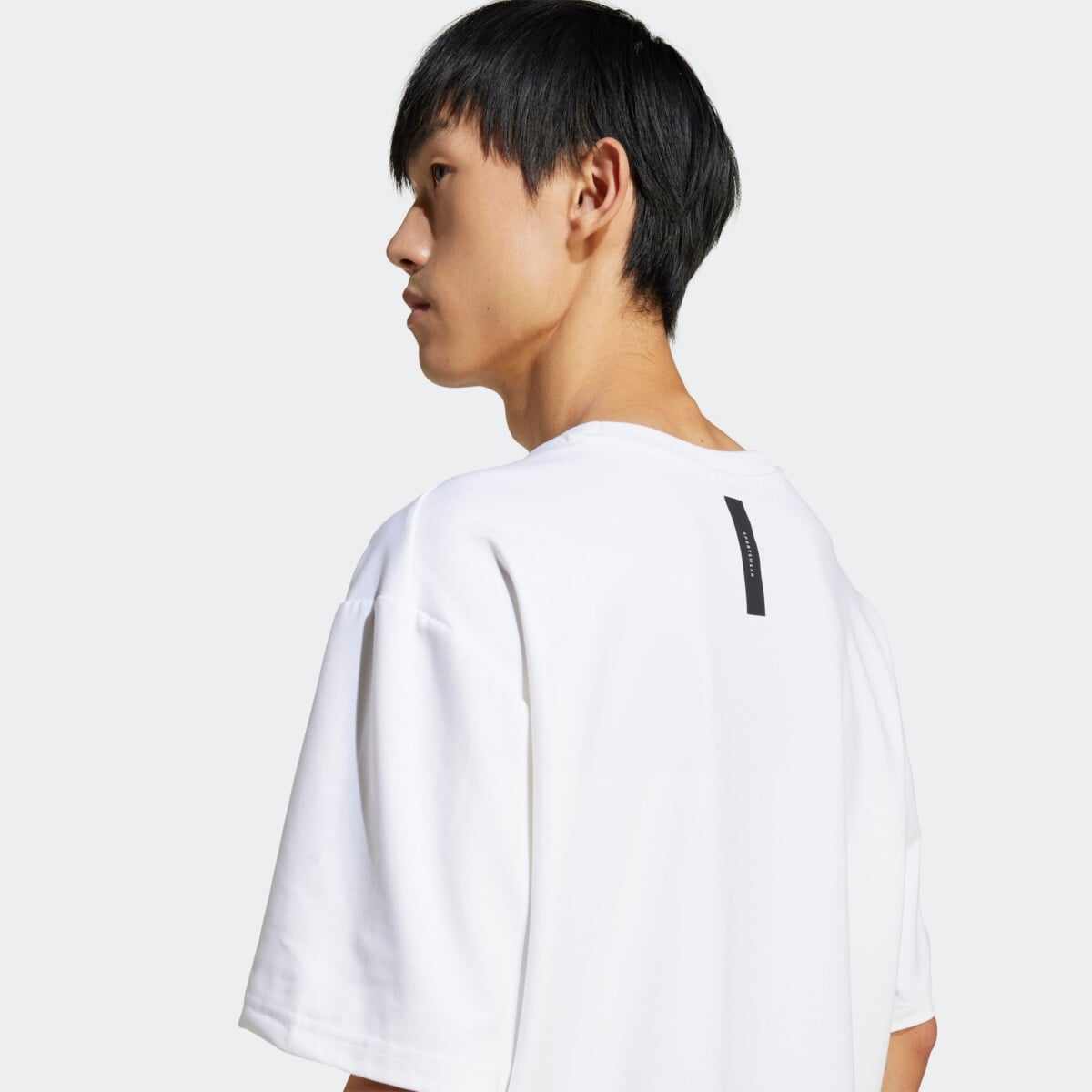 ADIDAS Z.N.E. LOOSE-FIT T-SHIRT | Tops and Shirts | Sportland