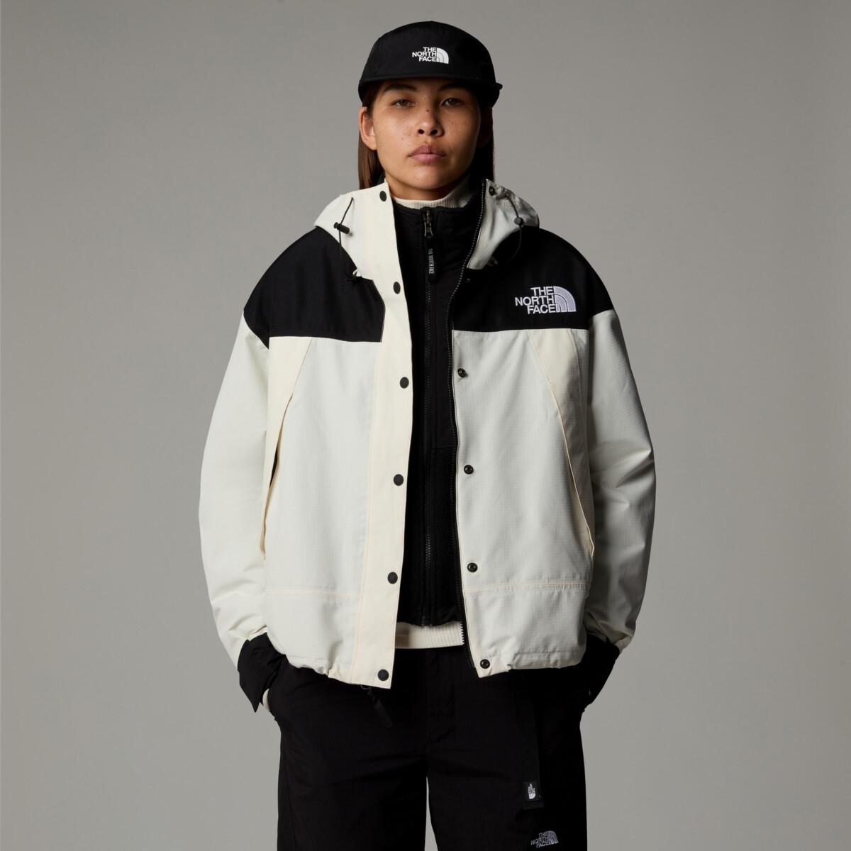 THE NORTH FACE WOMEN'S DRYVENT™ MONO MOUNTAIN JACKET | Jackets and