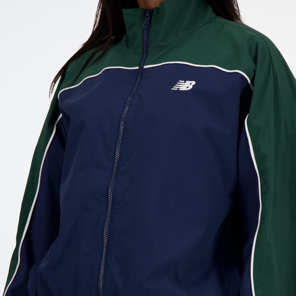NEW BALANCE WOMEN'S SPORTSWEAR'S GREATEST HITS WOVEN JACKET