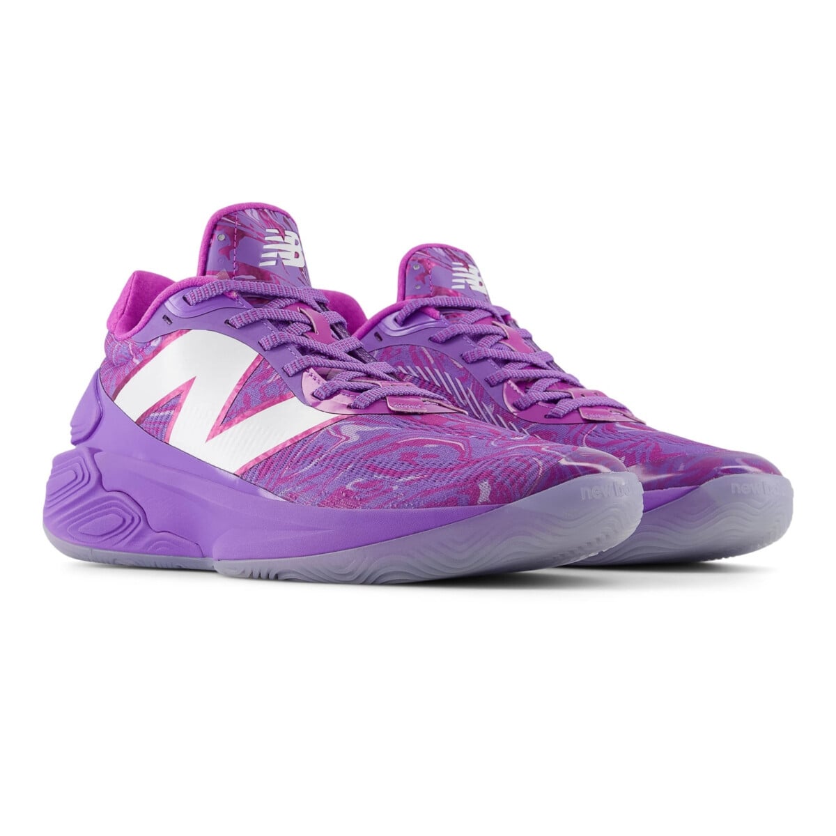 NEW BALANCE TWO WXY V5 | Basketball Trainers | Buy online - Sportland