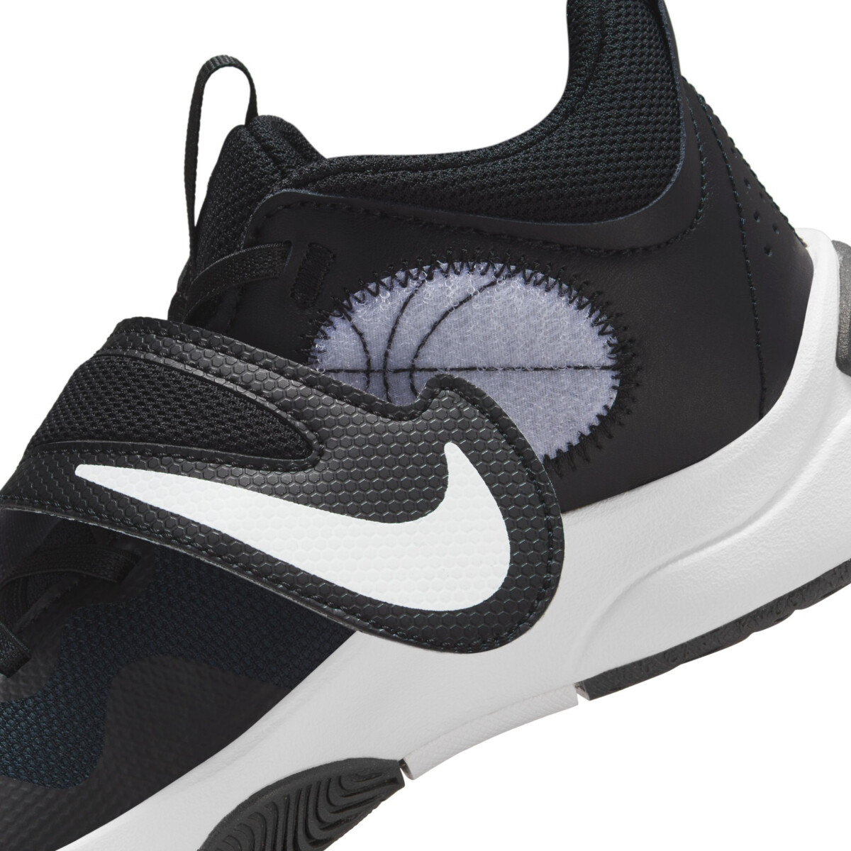 NIKE TEAM HUSTLE D 11 BASKETBALL SHOES | Basketball Trainers