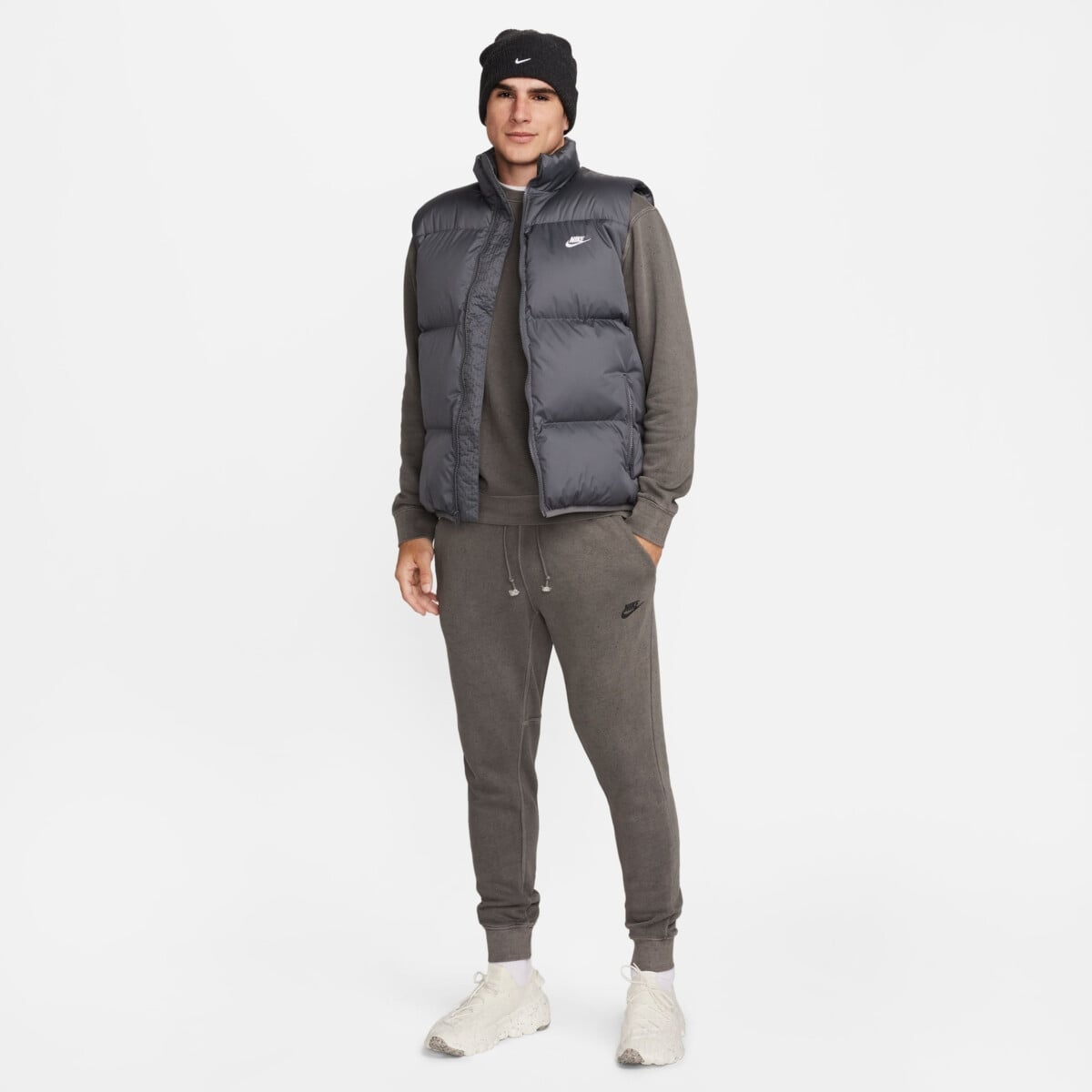 Nike Club PrimaLoft Puffer Vest ダウンベスト NIKE SPORTSWEAR CLUB PRIMALOFT® MEN'S WATER-REPELLENT PUFFER VEST