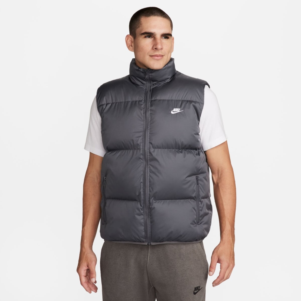 NIKE SPORTSWEAR CLUB PRIMALOFT® MEN'S WATER-REPELLENT PUFFER VEST
