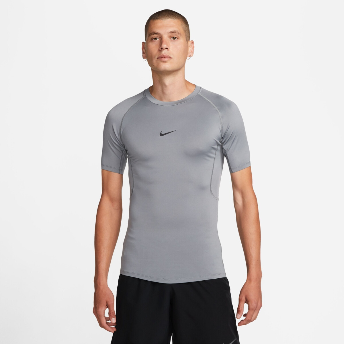 NIKE PRO DRI-FIT TIGHT SHORT-SLEEVE FITNESS TOP | Baselayer