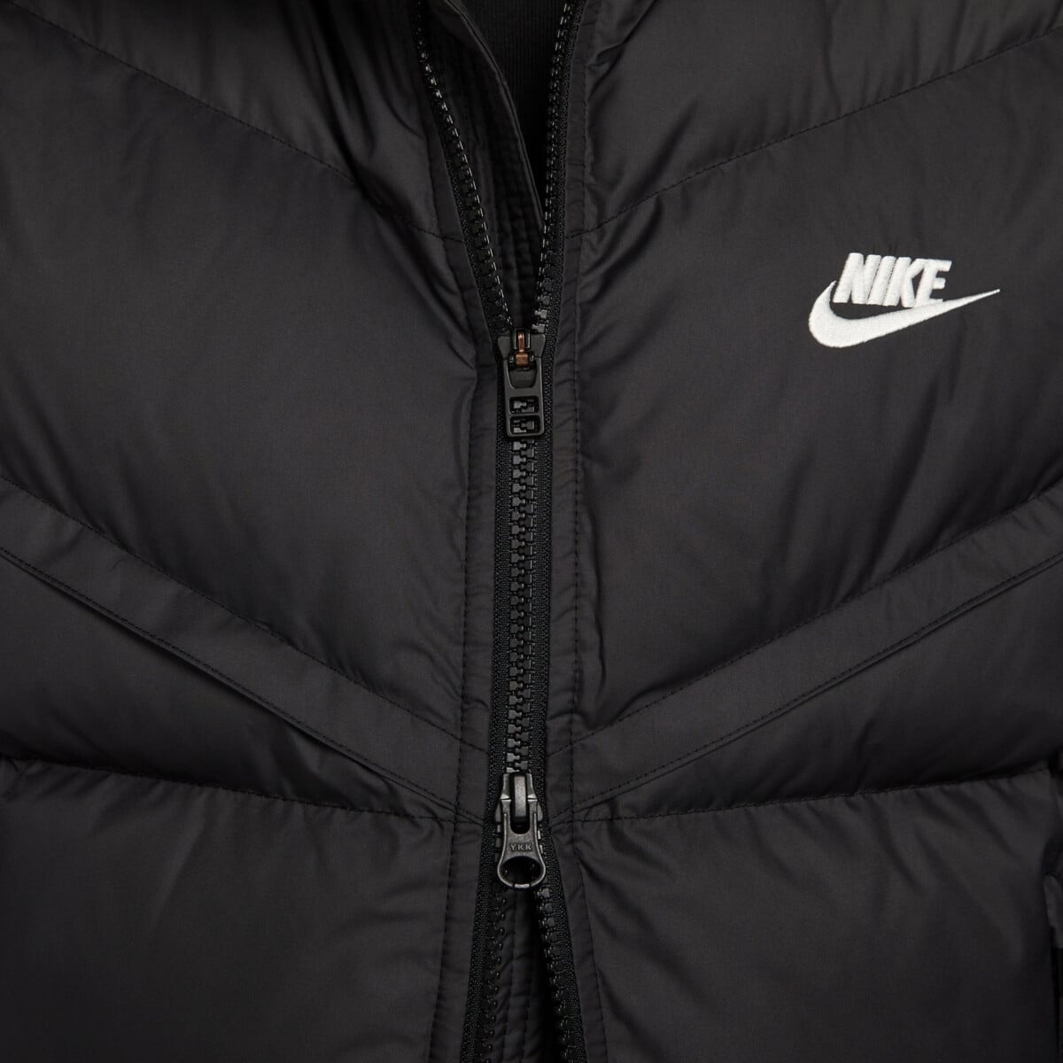 NIKE STORM-FIT WINDRUNNER INSULATED VEST | Jackets and Parkas