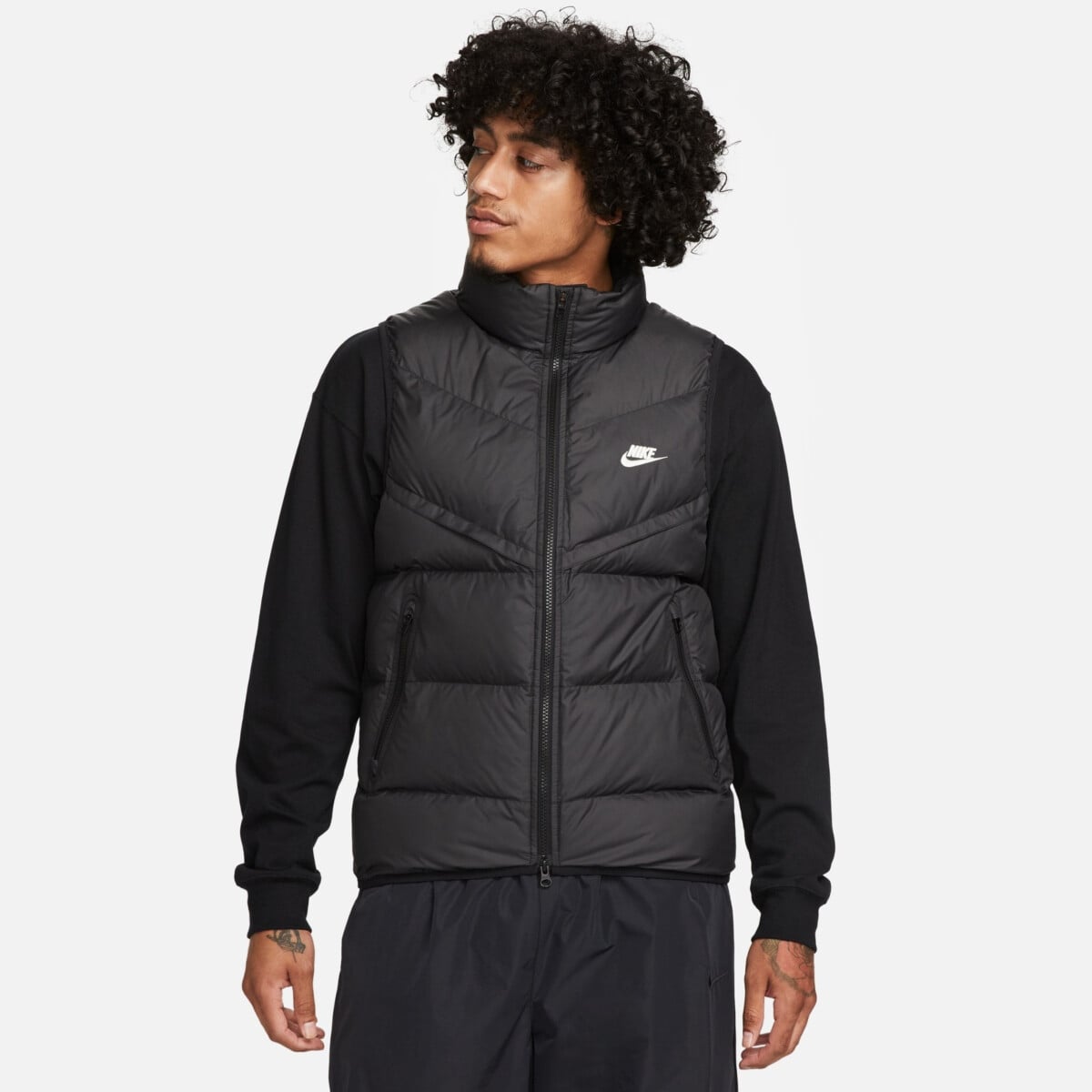 NIKE STORM-FIT WINDRUNNER INSULATED VEST | Jackets and Parkas