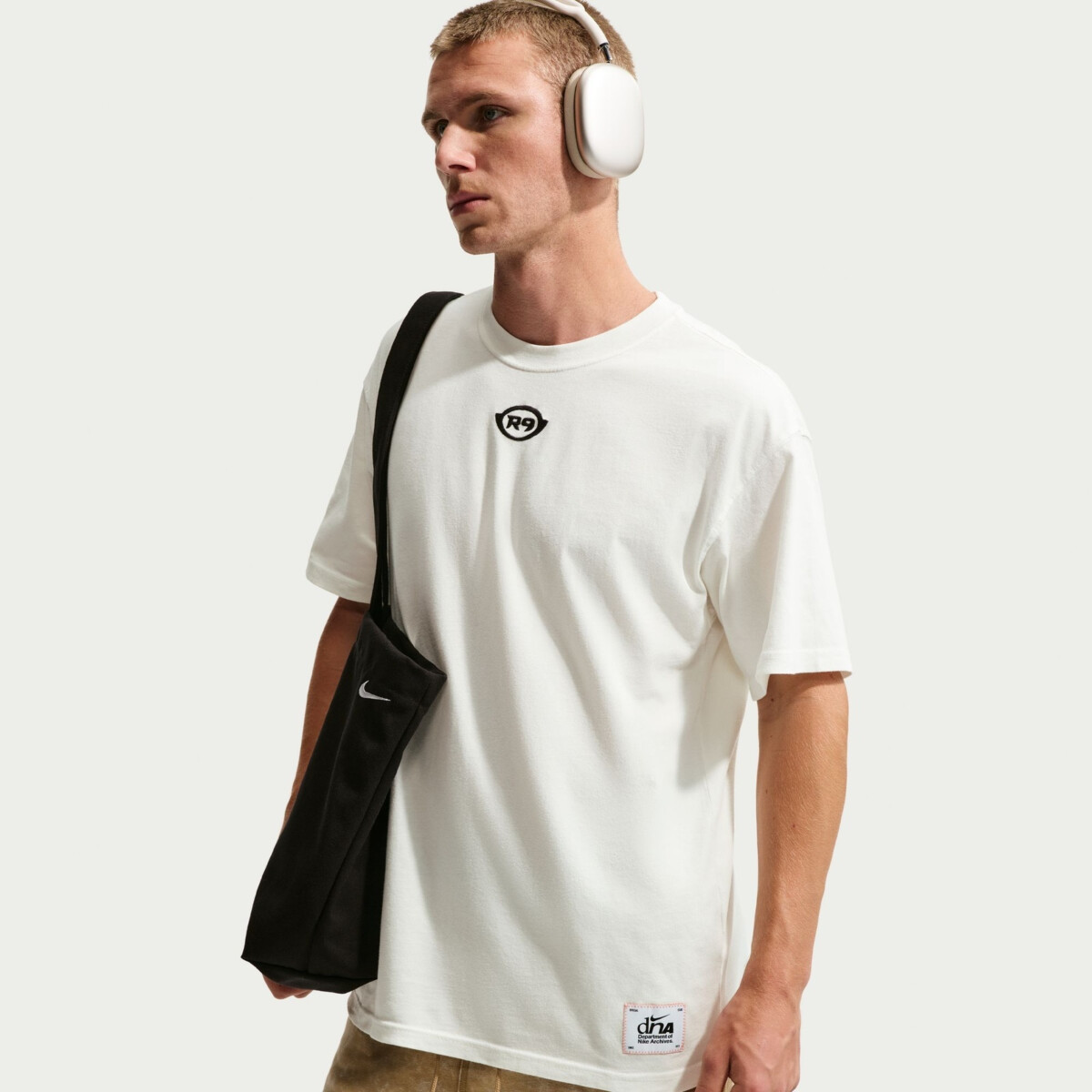 NIKE SPORTSWEAR 