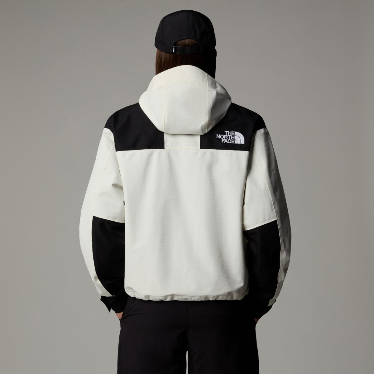 THE NORTH FACE WOMEN'S DRYVENT™ MONO MOUNTAIN JACKET | Jackets and