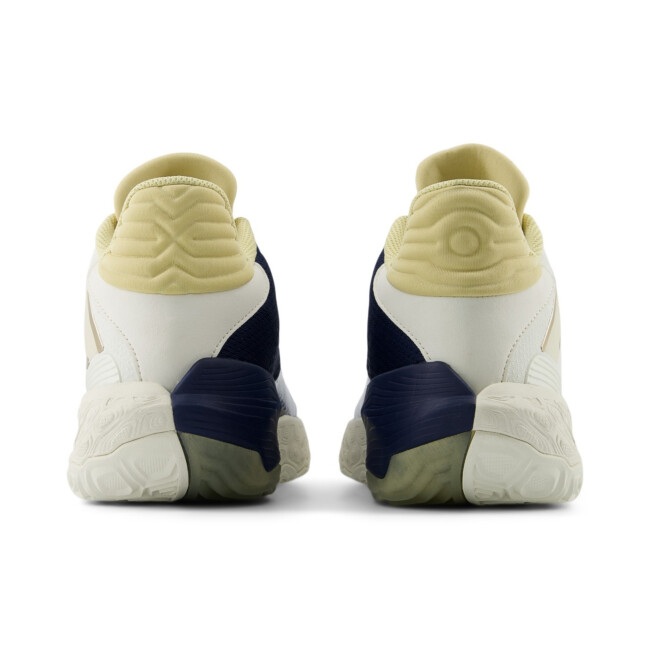 NEW BALANCE TWO WXY V4 BASKETBALL SHOES | Basketball