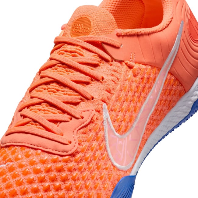 sepatu futsal nike react gato