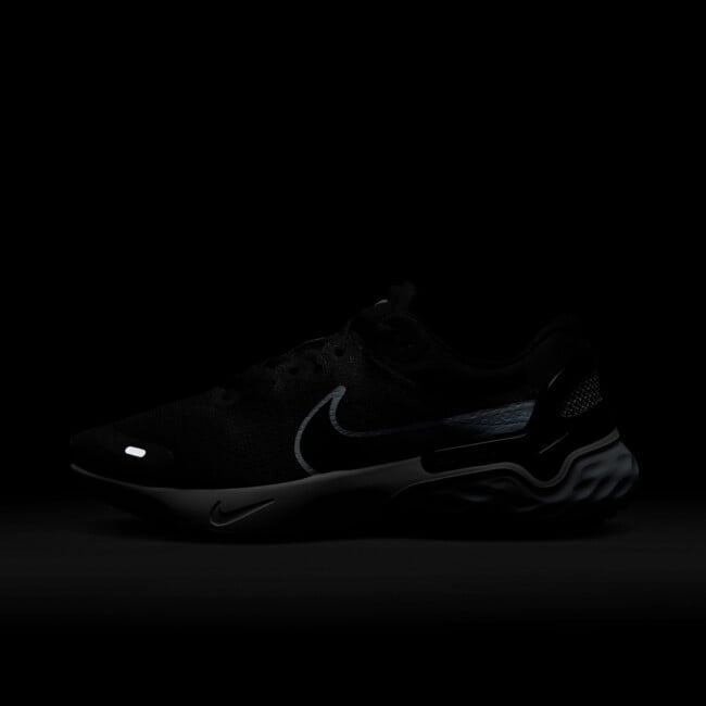 nike renew run all black