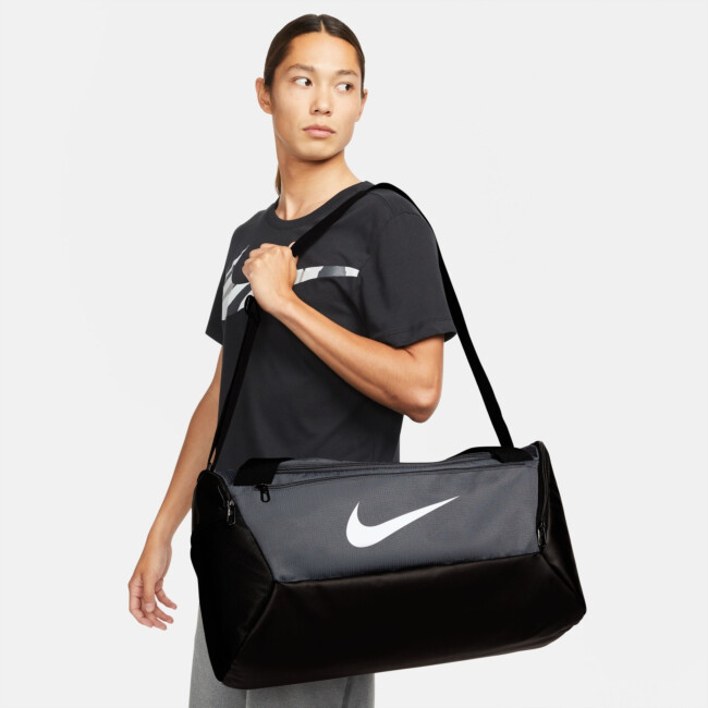 完売必須!☆Nike Brasilia Training Duffel Bag (Small, 41L) Nike Brasilia Training Duffel Bag (Small, 41L)