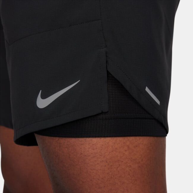 【未使用】Nike Stride ランニングパンツ　黒　サイズM 未使用】Nike Stride ランニングパンツ 黒 サイズM - メルカリ