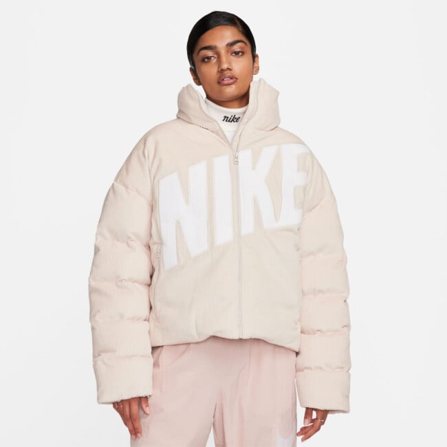 NIKE SPORTSWEAR ESSENTIAL WOMEN'S THERMA-FIT OVERSIZED CORDUROY