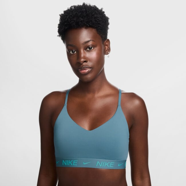 nike indy light support bra