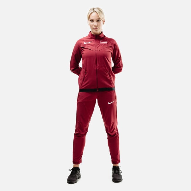 nike jacket and sweatpants