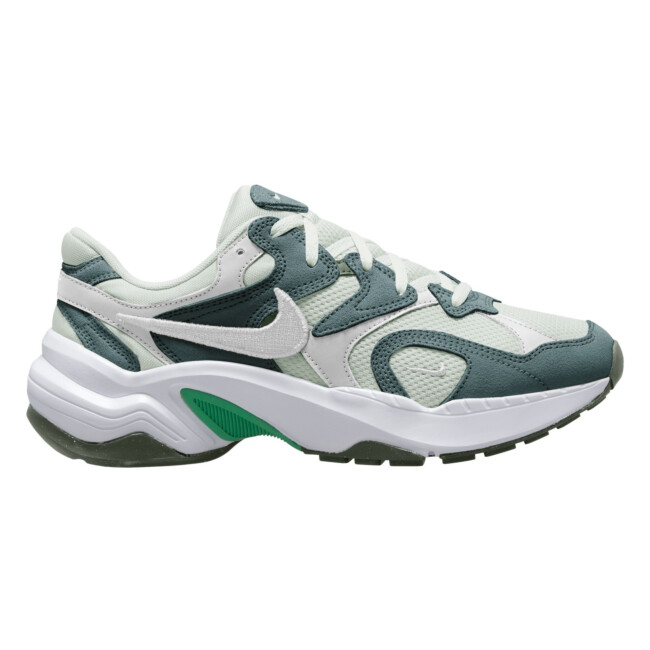 nike leisure trainers