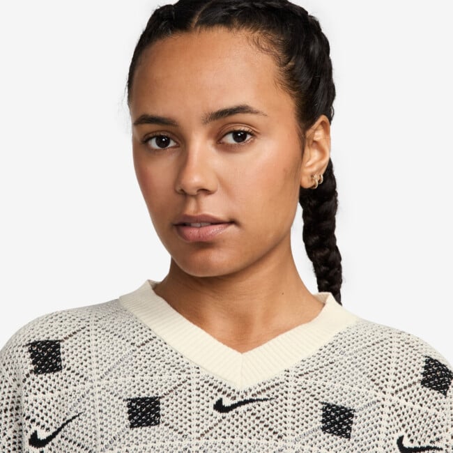 NIKE NAOMI OSAKA WOMEN'S ENGINEERED KNIT SWEATER | Tops and NIKE NAOMI OSAKA WOMEN'S ENGINEERED KNIT SWEATER | Tops and