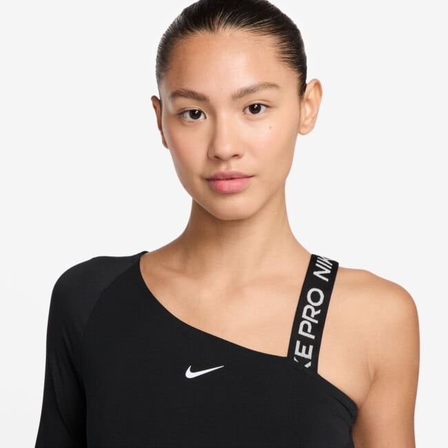 nike compression crop top