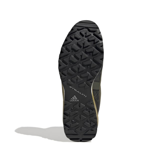 防水ハイキングシューズ☆アディダス☆TERREX CONRAX BOA ADIDAS MENS TERREX CONRAX BOA RAIN.RDY HIKING SHOES | Boots