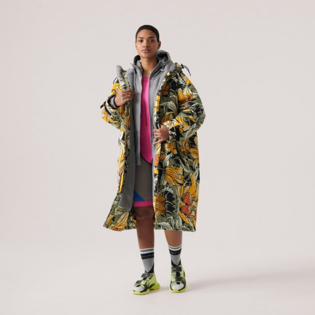 ADIDAS BY STELLA MCCARTNEY WOMEN'S TRUENATURE ROBE OUTDOOR JACKET