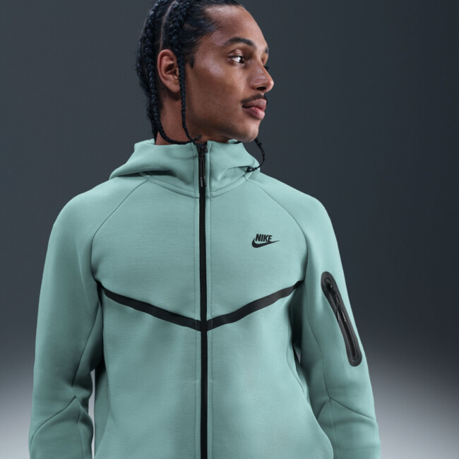 nike tech fleece full zip windrunner jacket