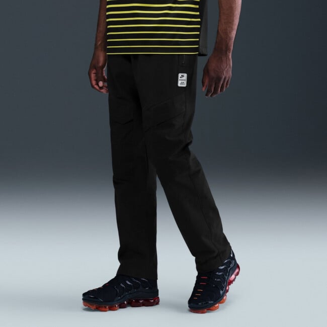 nike max cargo pants black