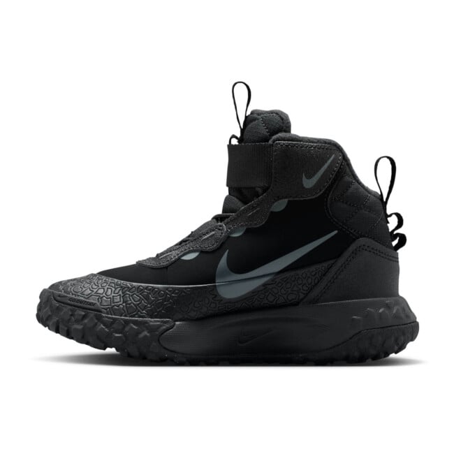 terra sertig boot nike