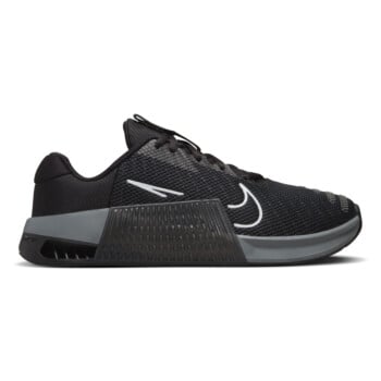 nike training free tr 9 trainers in black