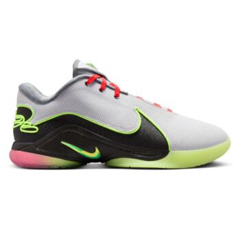 NIKE LEBRON XXII 