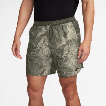 nike trail shorts tシャツ まとめ売り Nike Running Trail printed 7 inch shorts in gray and black