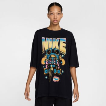 NIKE SPORTSWEAR STREET WOMEN'S OVERSIZED SHORT-SLEEVE