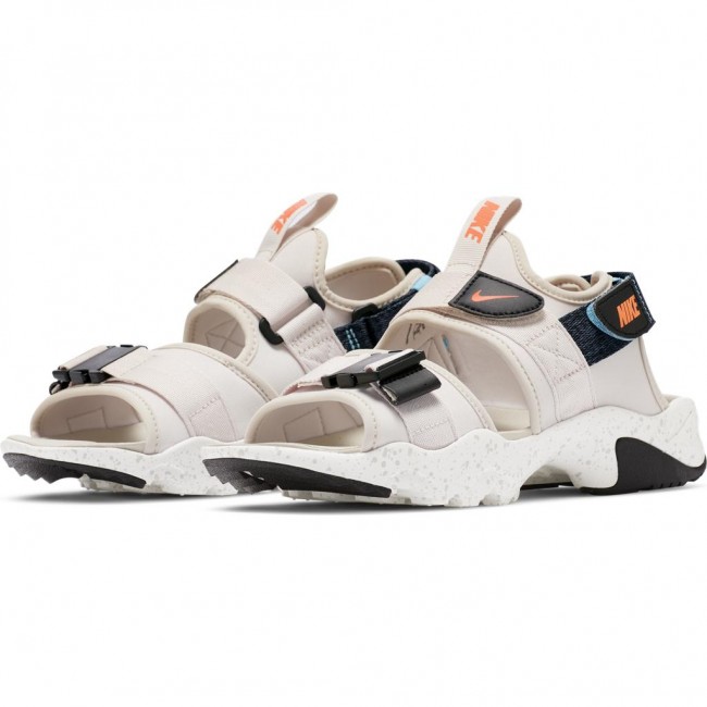 Nike w canyon hotsell sandal