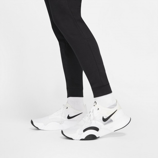 Nike 2025 max taper