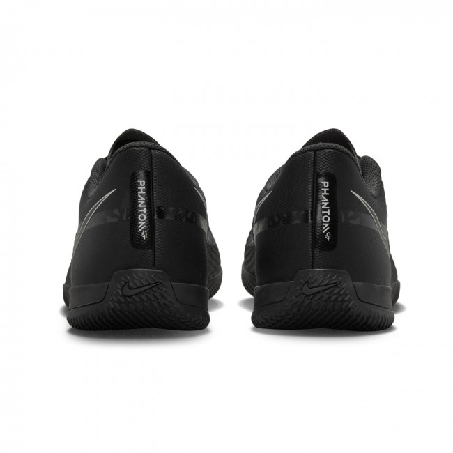 Ic football shoes on sale