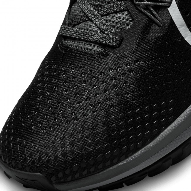 Nike air zoom 2025 winflo 5 womens black