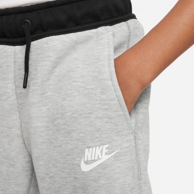 Nike Sportswear Tech Fleece Older Kids' (Girls') Joggers. Nike LU