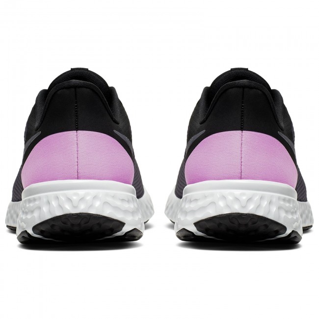 Revolution 5 womens running shoes black sale