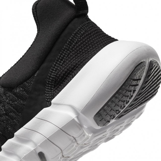 Nike wmns free rn 5. top