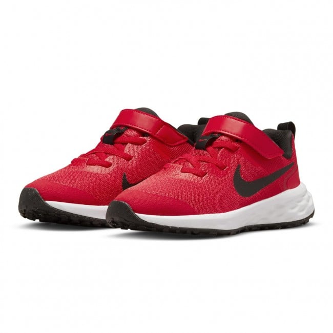 Nike revolution red hot sale