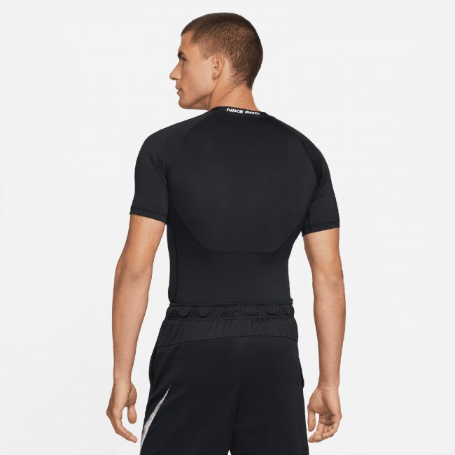 The nike pro tight fit 2025