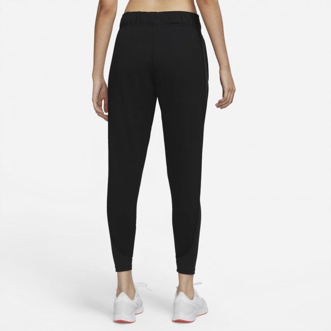 Nike essential running tights deals