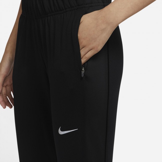 Nike therma sweatpants womens outlet